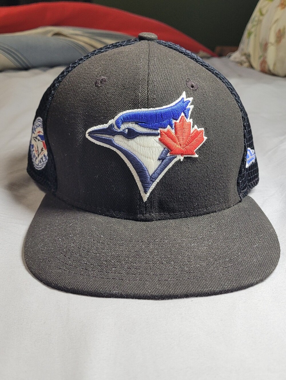 New Era 9Fifty Graphite Toronto Blue Jays Mesh Snapback Hat